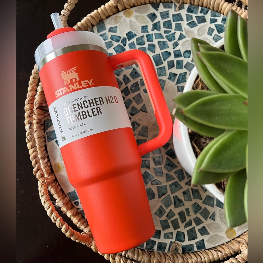 Stanley Tigerlily Glow 30 oz. Quencher H2.0 FlowState Tumbler